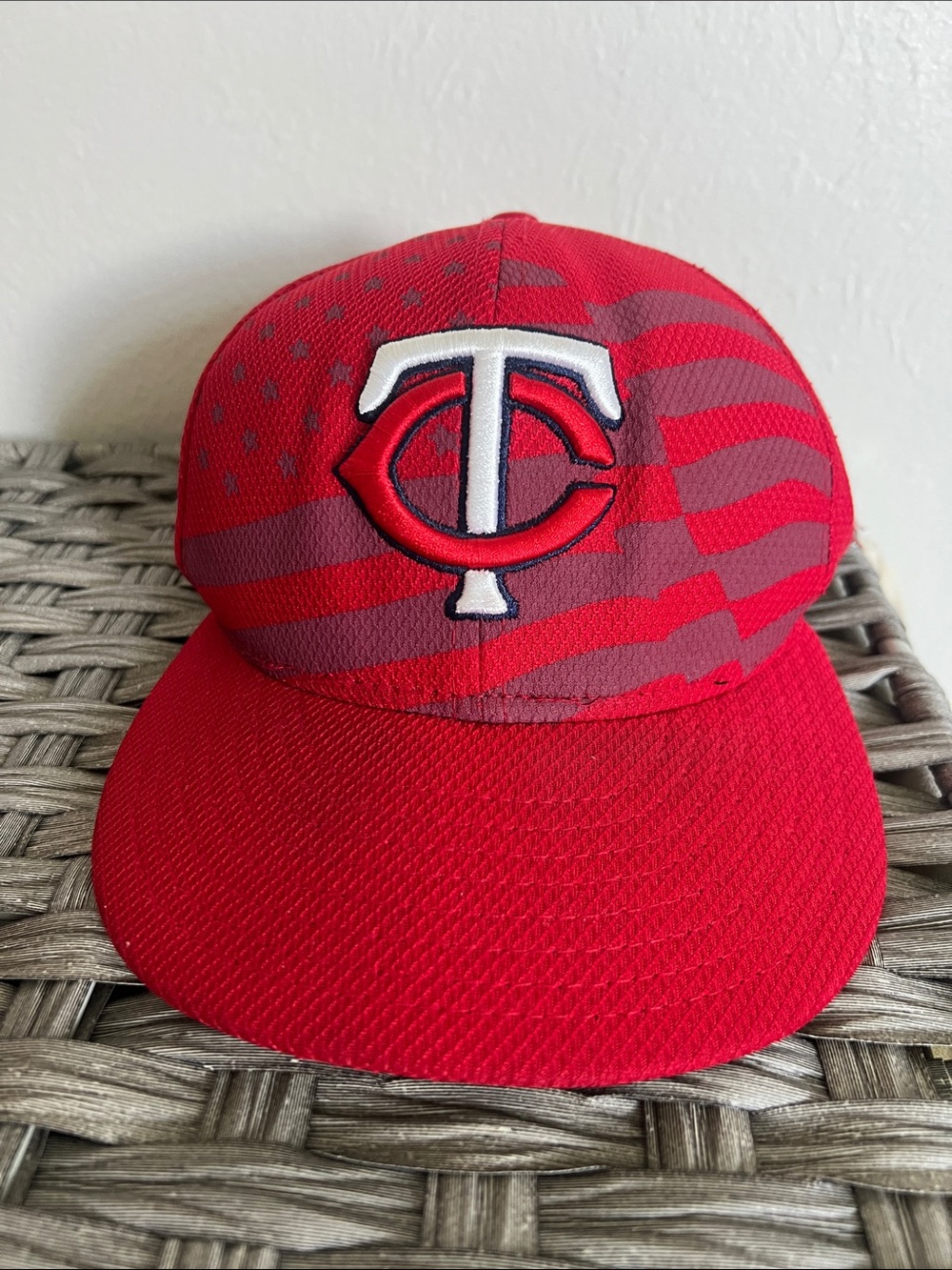 New Era Red Minnesota Twins Flag-Print Baseball Cap